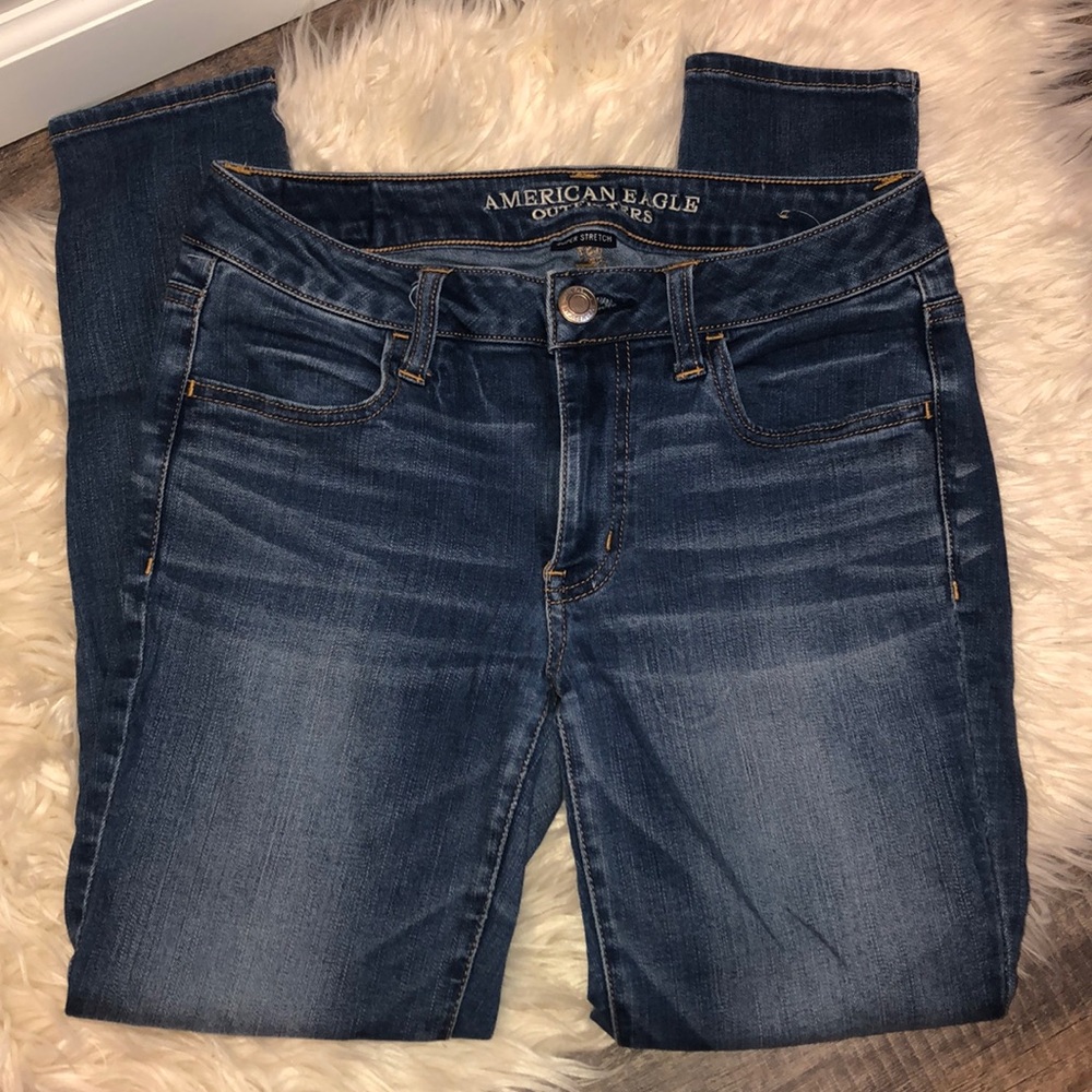 Blue AEO skinny jeans